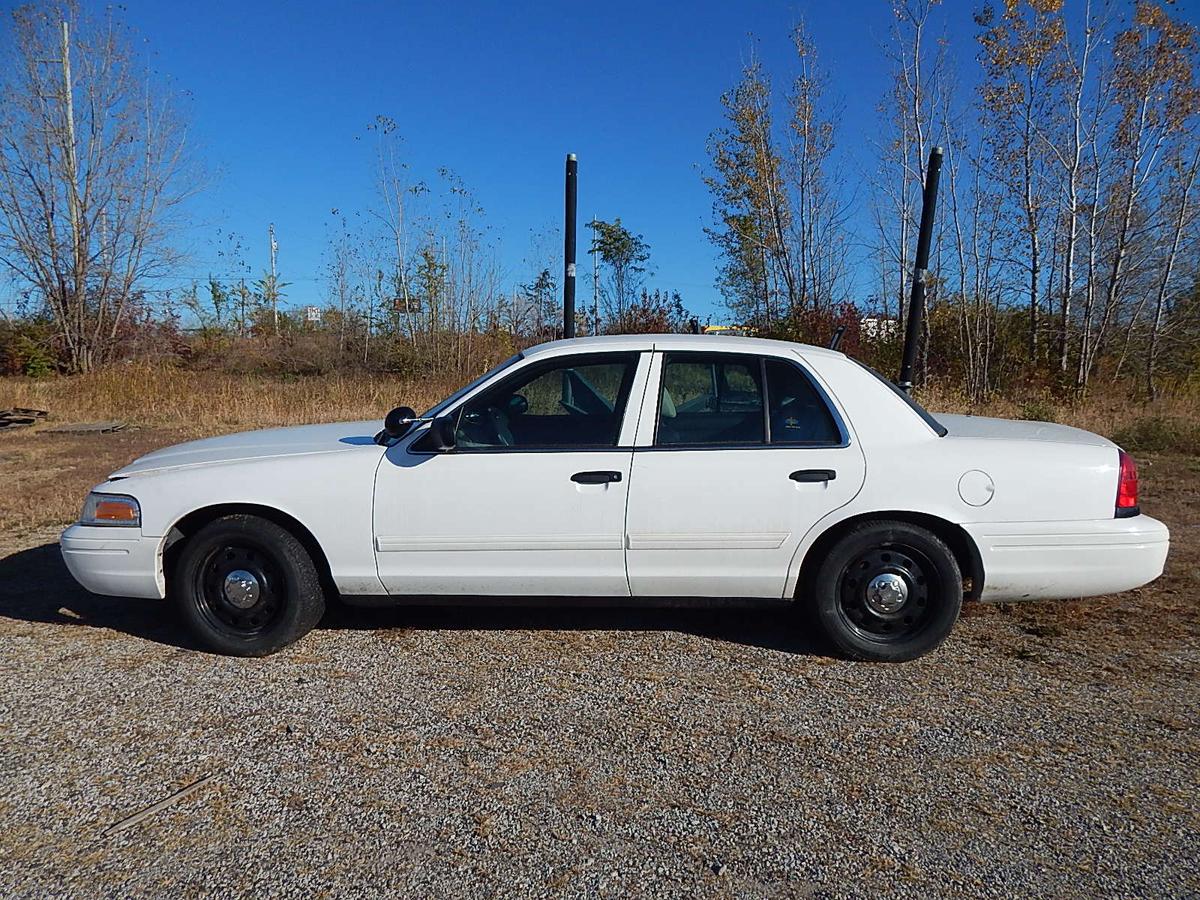 2011 Ford Crown Victoria