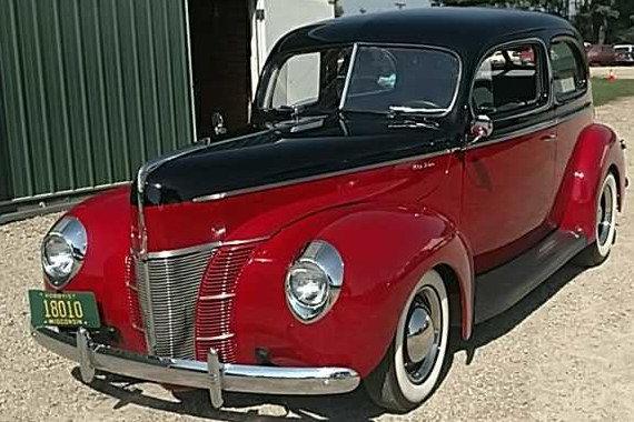 1940 Ford Deluxe