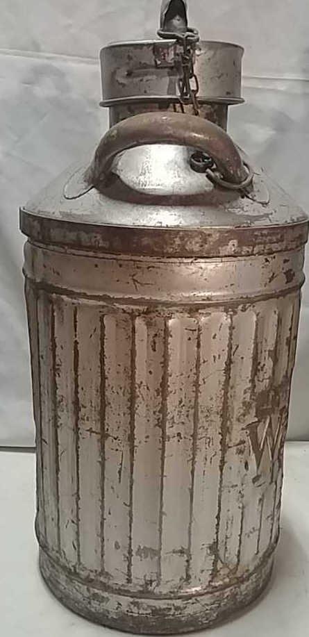 2-10 Gallon Wadham's & 1 Davis Oil Can