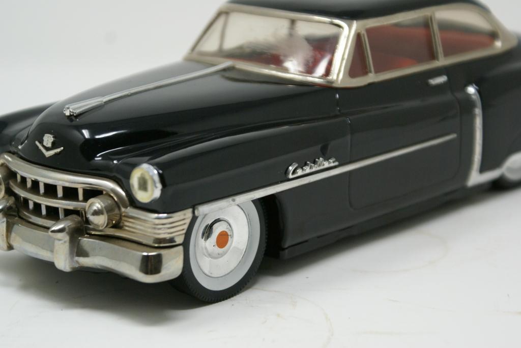 Cadillac pull/ friction toy car