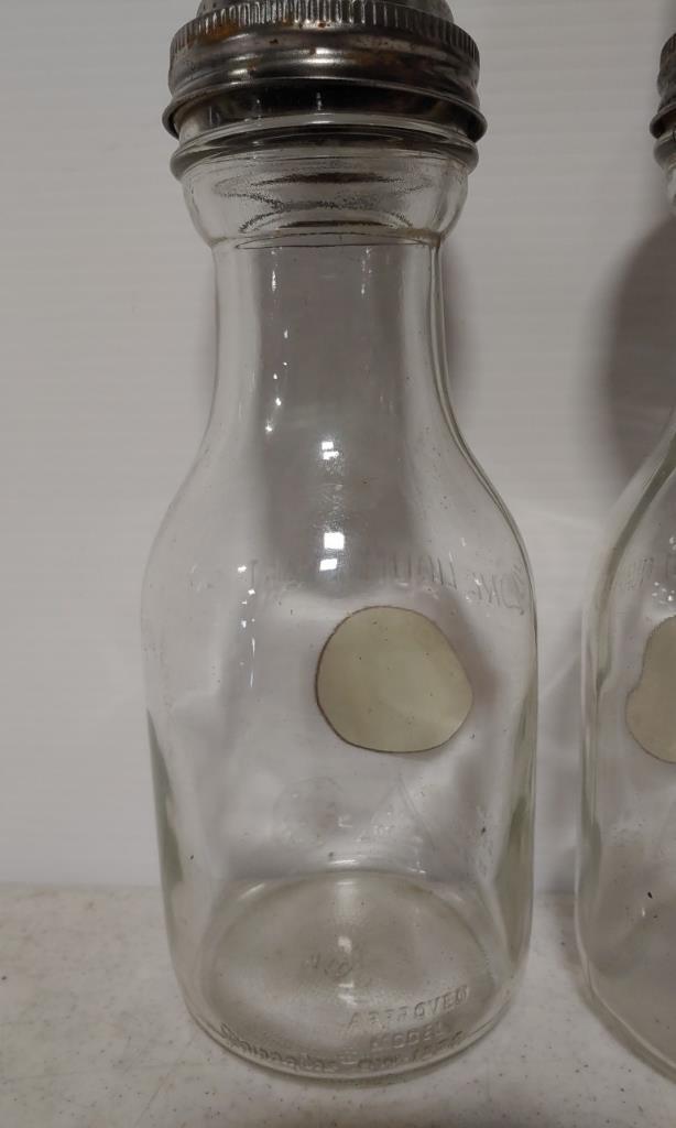 2 quart glass oil cans w/ metal spouts