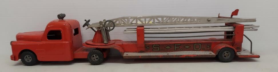 Structo Ladder Fire Truck w/Fireball Motor