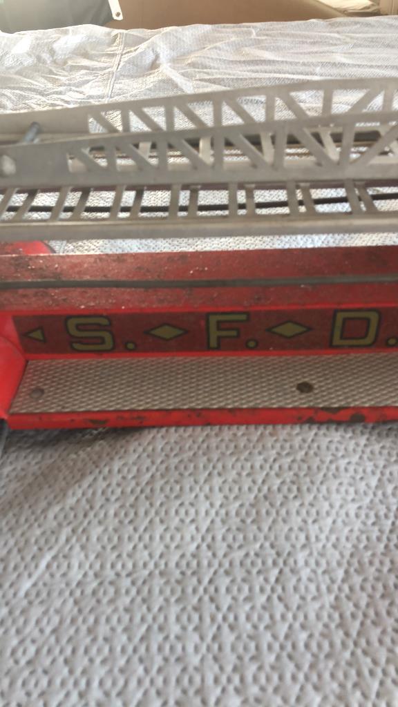 Structo Ladder Fire Truck w/Fireball Motor