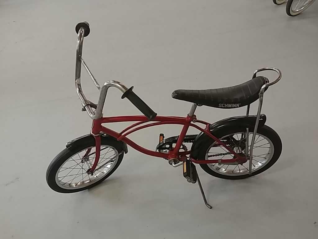 Schwinn Sting Ray midget 16" bike