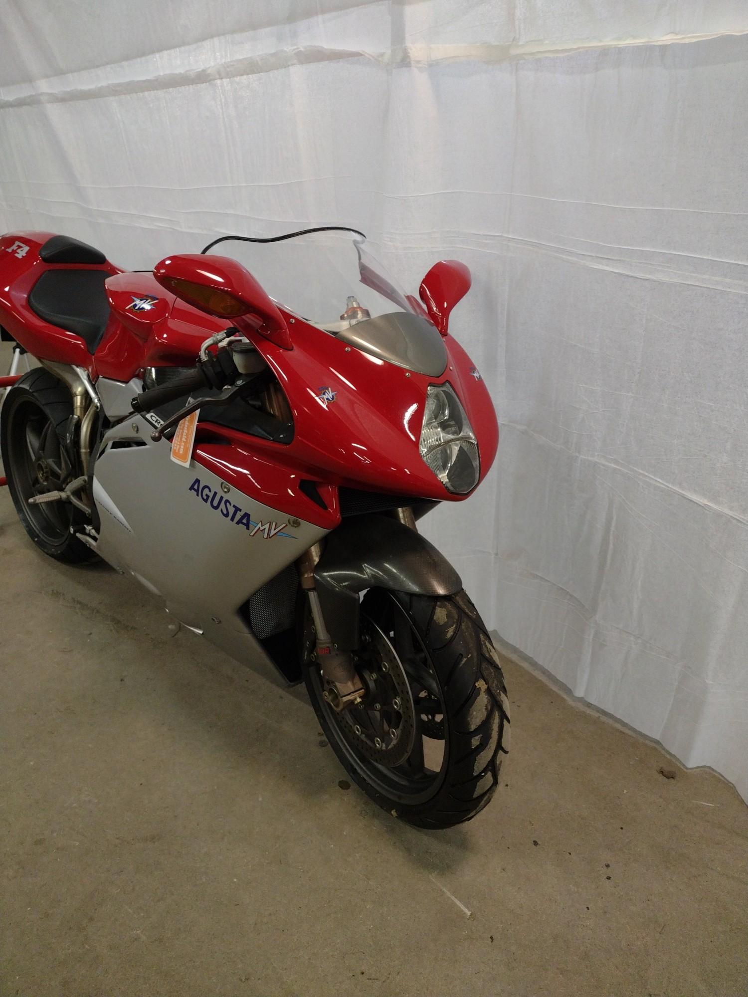 Motorcycle 2000 MV AGUSTA F4