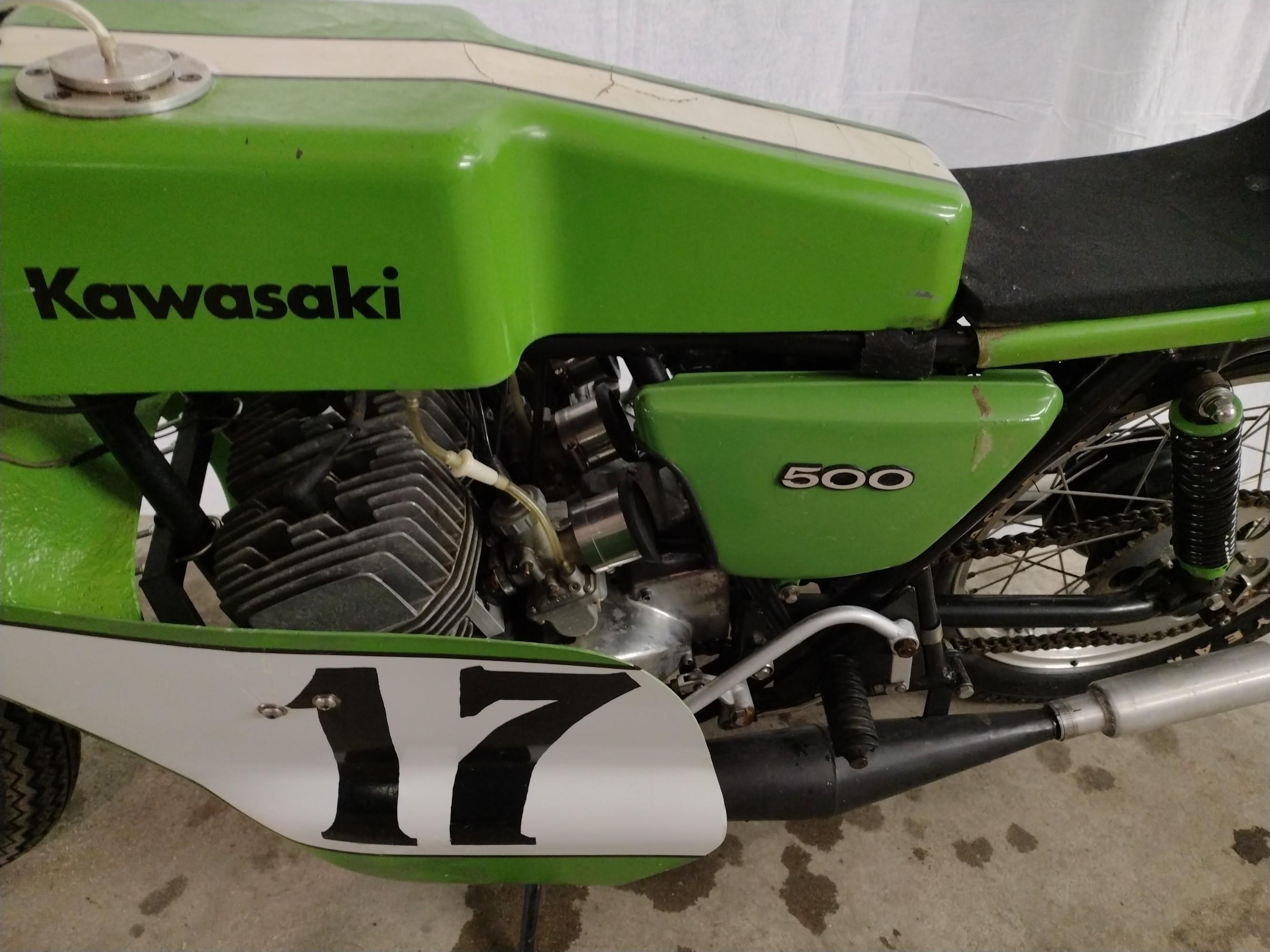 Motorcycle 1968 KAWASAKI 500 Triple