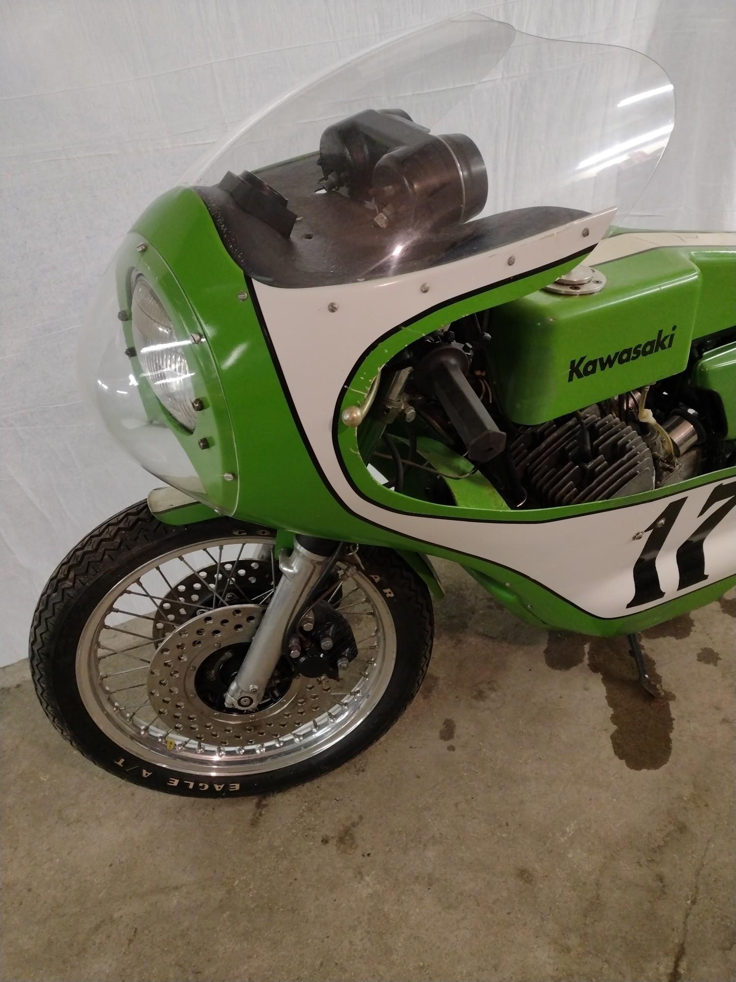 Motorcycle 1968 KAWASAKI 500 Triple