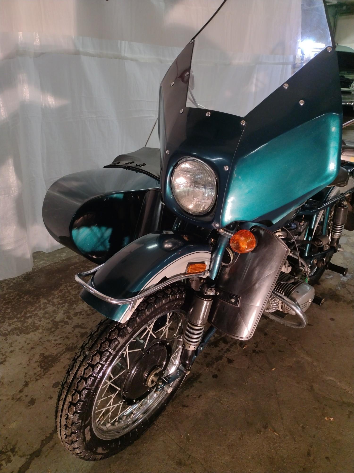 Motorcycle 2001 URAL with side car
