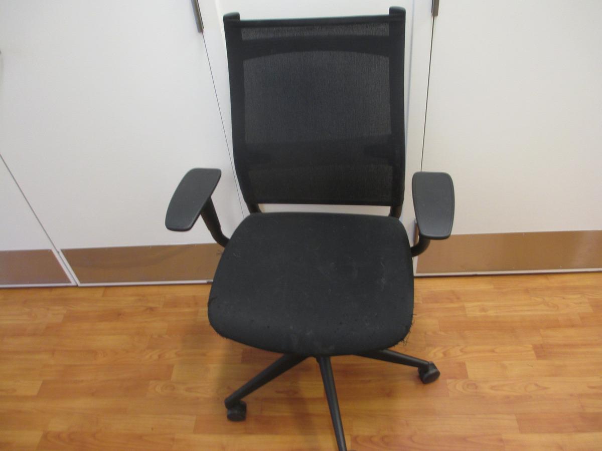 FABRIC SEC. CHAIR. HYD. 5 CASTERS-SCUFFED/STAINS