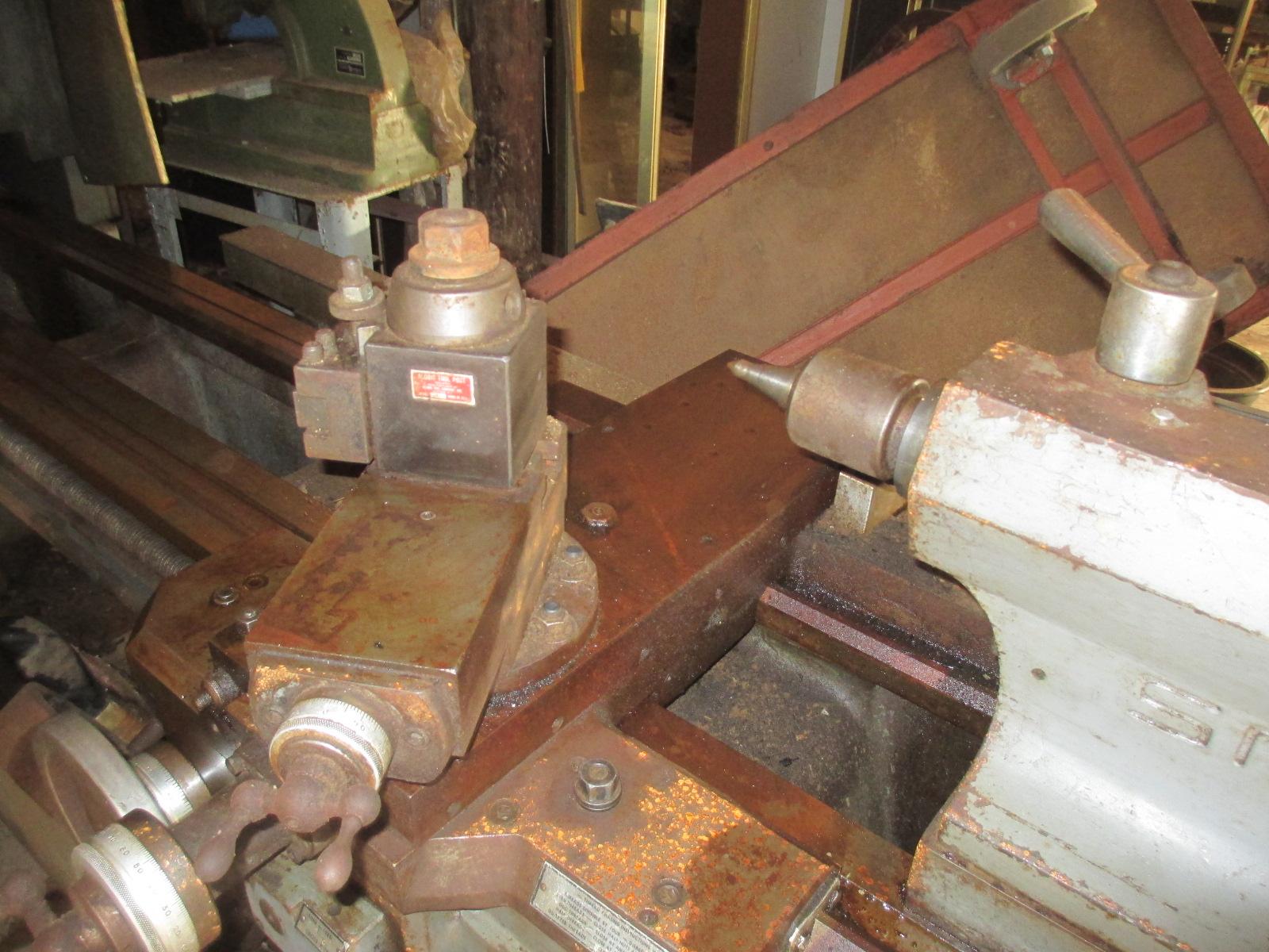 ENGINE LATHE