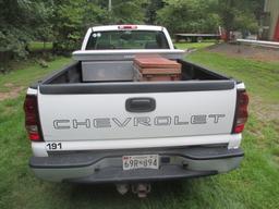 2005 CHEVROLETV-8- 1/2 TON 2 WD PICKUP TRUCK