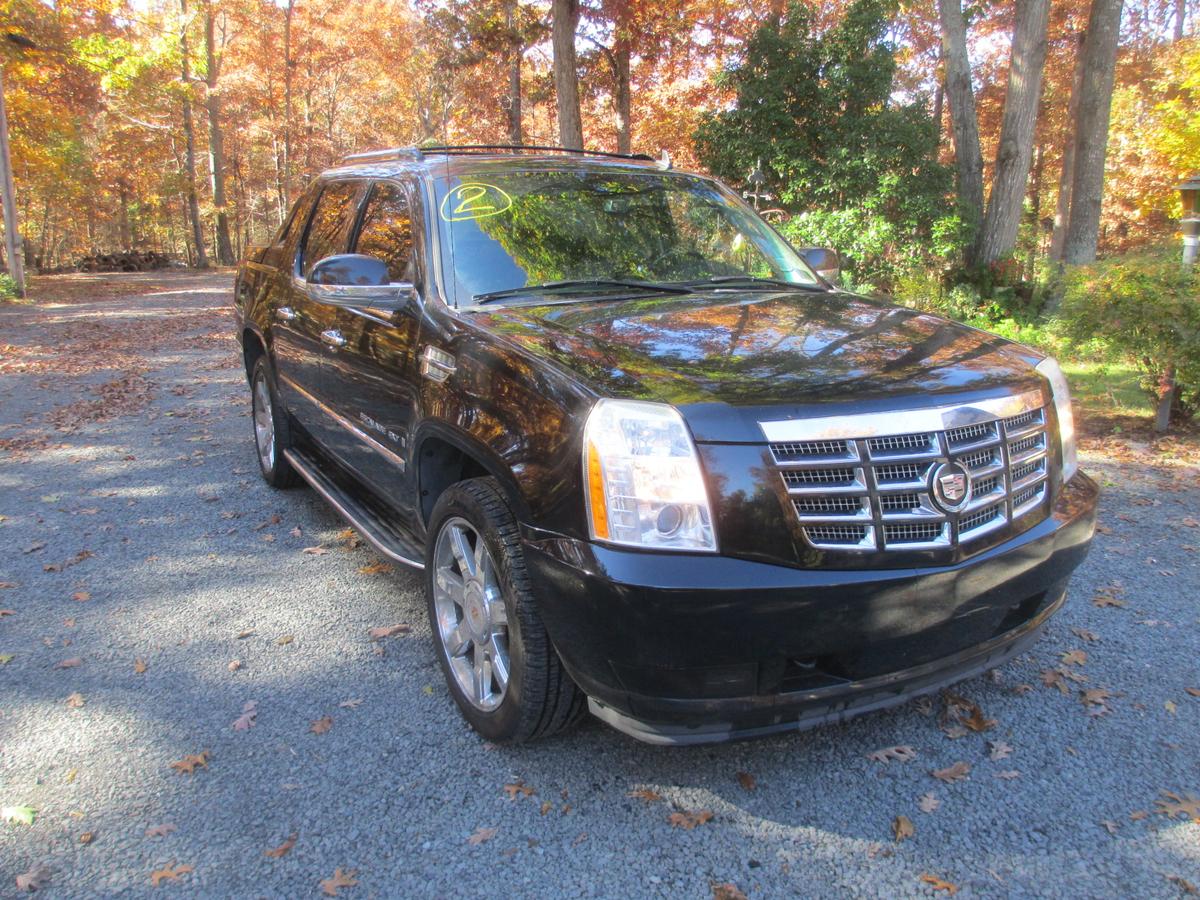 2007 CADILLAC ESCALADE EXT  2 WD SUV