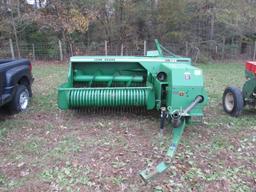 JOHN DEERE 328 SMALL SQUARE  BALER