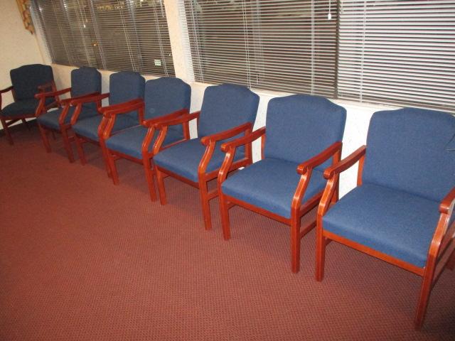 LOT-(7) WAITING ROOM CHAIRS