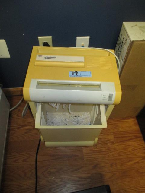 GBC PAPER SHREDDER