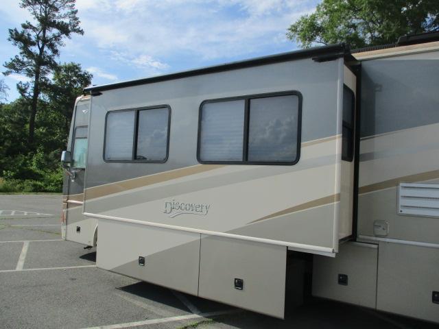 2006 FLEETWOOD DISCOVERY MOTORHOME