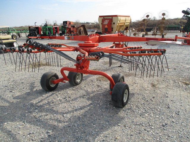 1095 GA4120 TH. KUHN HAY TEDDER W/540 PTO S/N:1133910-A2576