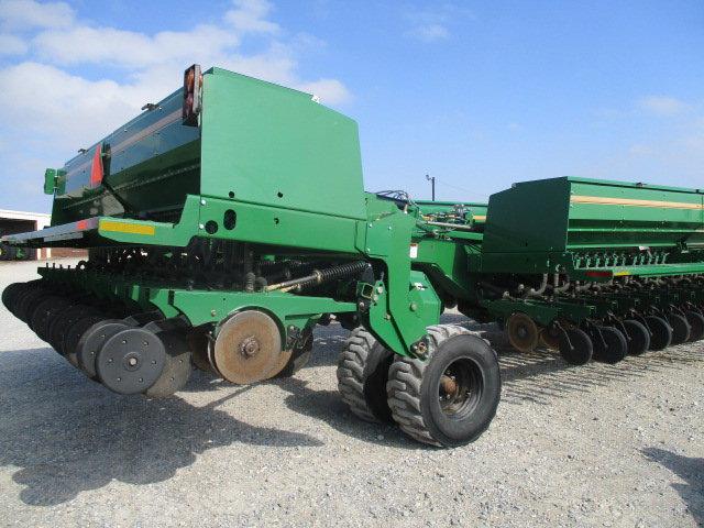 1479 3S-5000 GREAT PLAINS TRIPLE GRAIN DRILL 50' W/7.5'' SPACING S/N:GP-C11331