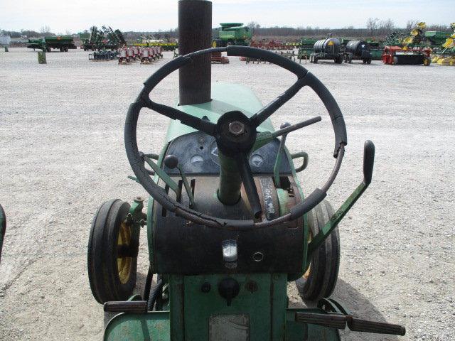 1497 4020 JOHN DEERE OPEN TRACTOR 23.1-30 5194HRS SALVAGE ROW, CLUTCH OUT, TRACTOR RUNS S/N:SNT213R1