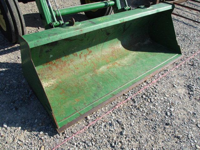 1593 5203 JOHN DEERE 2 POST W/510 JD LOADER 14.9X28 892HRS S/N:PY5203U002069