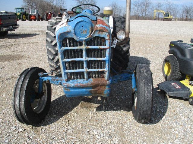 1627 861 FORD OPEN TRACTOR S/N:312259