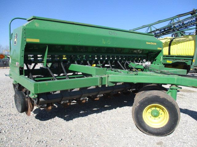 1675 1590 JOHN DEERE NO TILL GRAIN DRILL S/N:N01590X715369