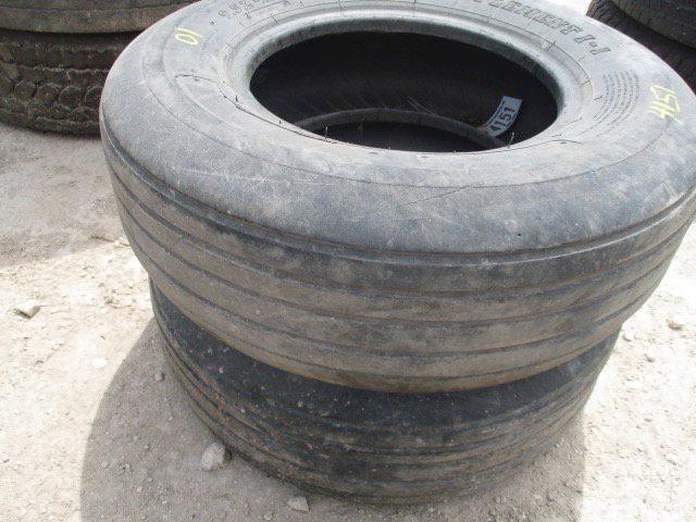 4151 - 2 9.5LX15 TIRES