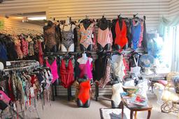 BULK  SALE  OF  NAME  BRAND  BATHING  SUITS