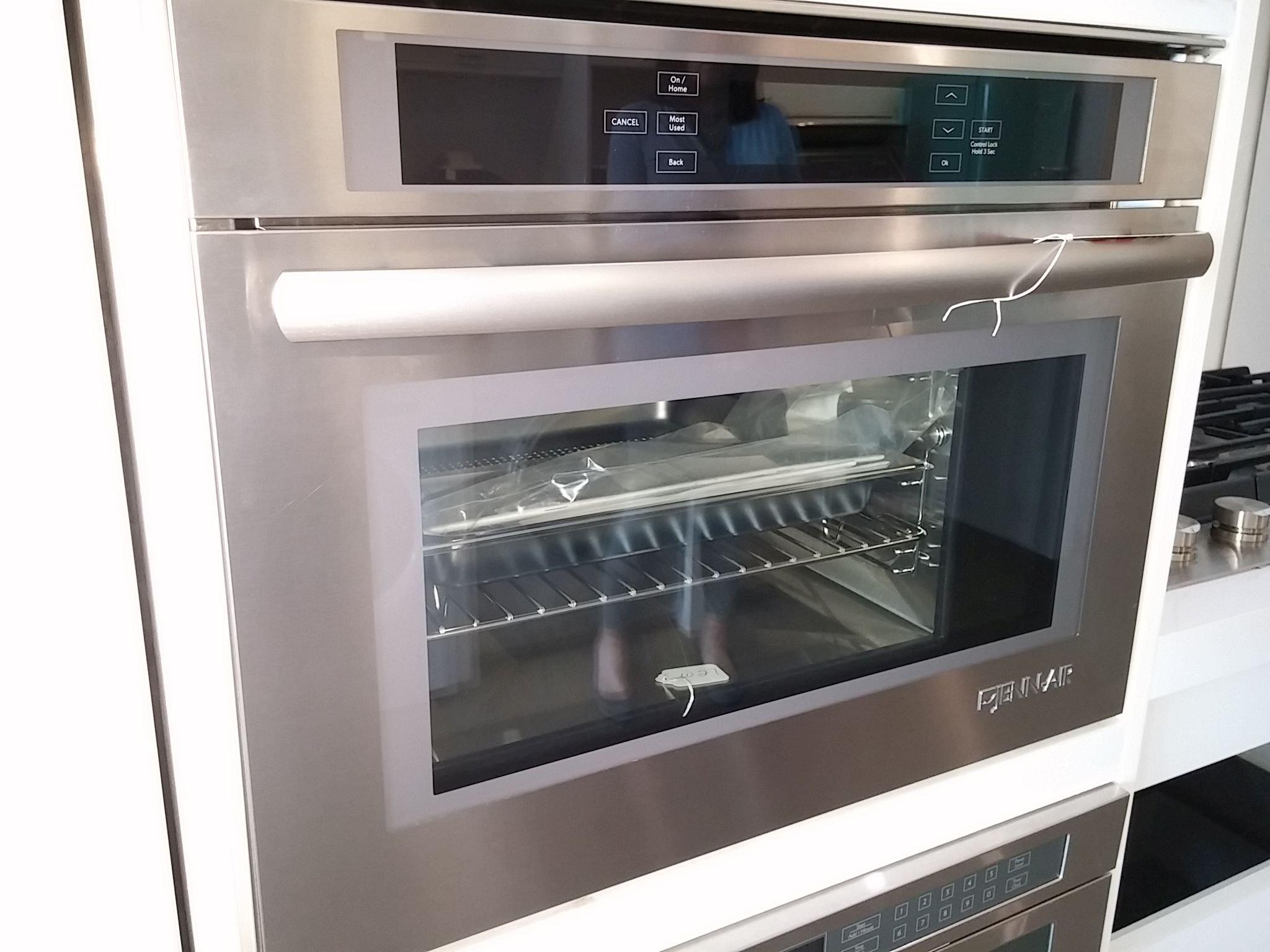 JENNAIR: BUILT IN STEAM OVEN, RESERVOIR MODEL JBS7524BS