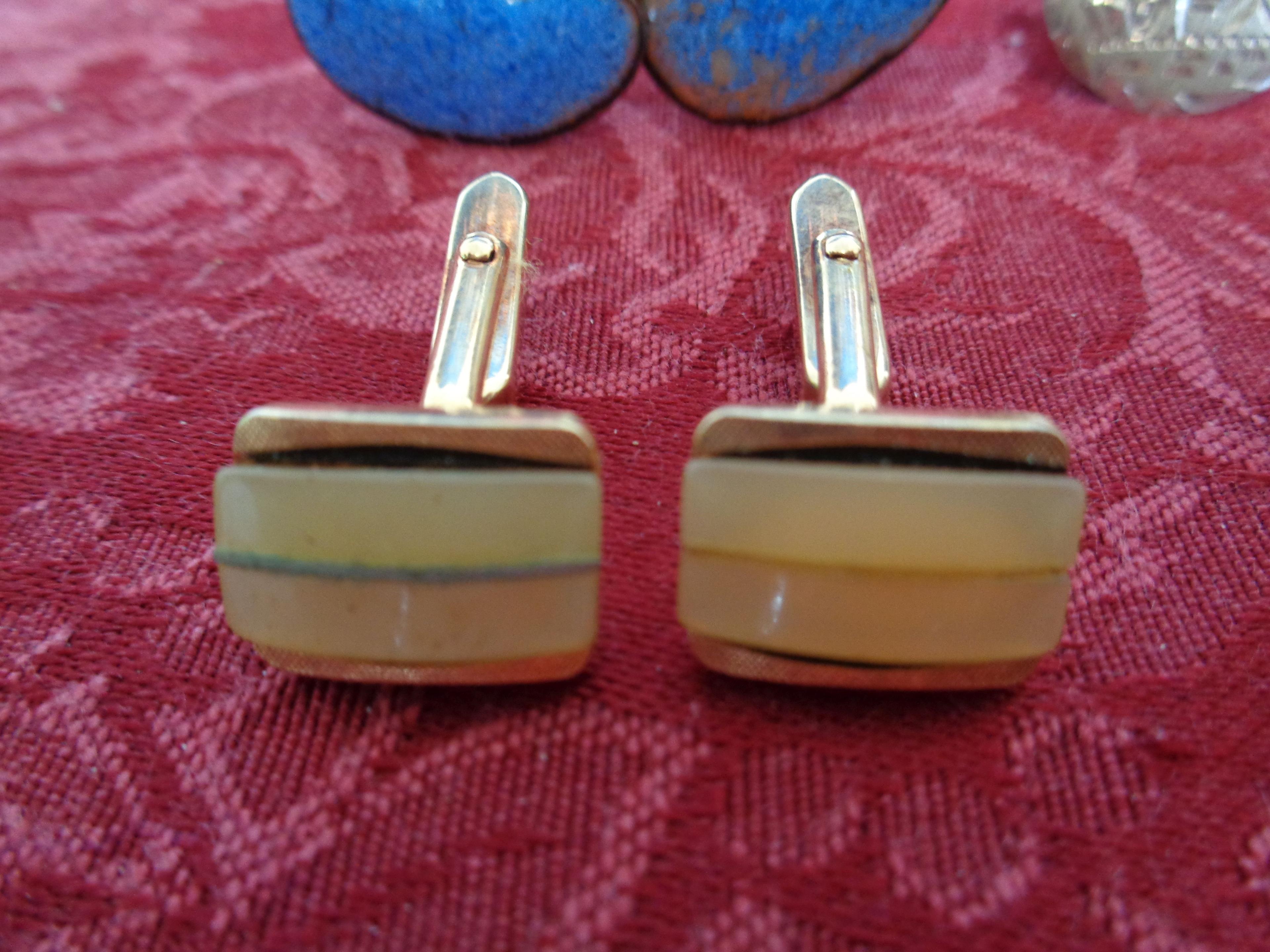 (4) Sets of Mens Cuff Links - Gold - Silver & Stone Style Cuff Links