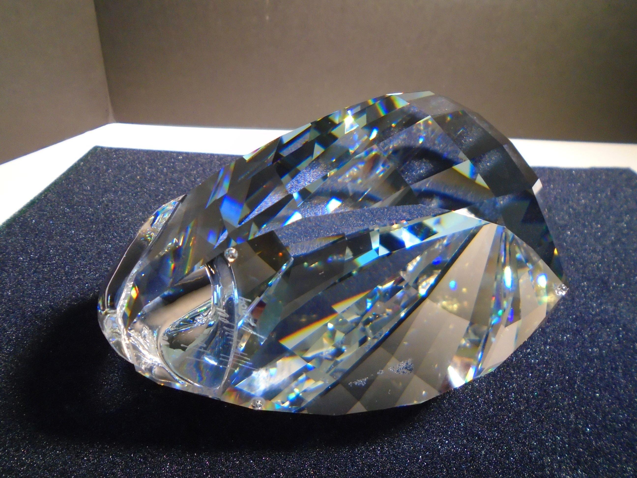"Maxi Swan" Swarovski crystal