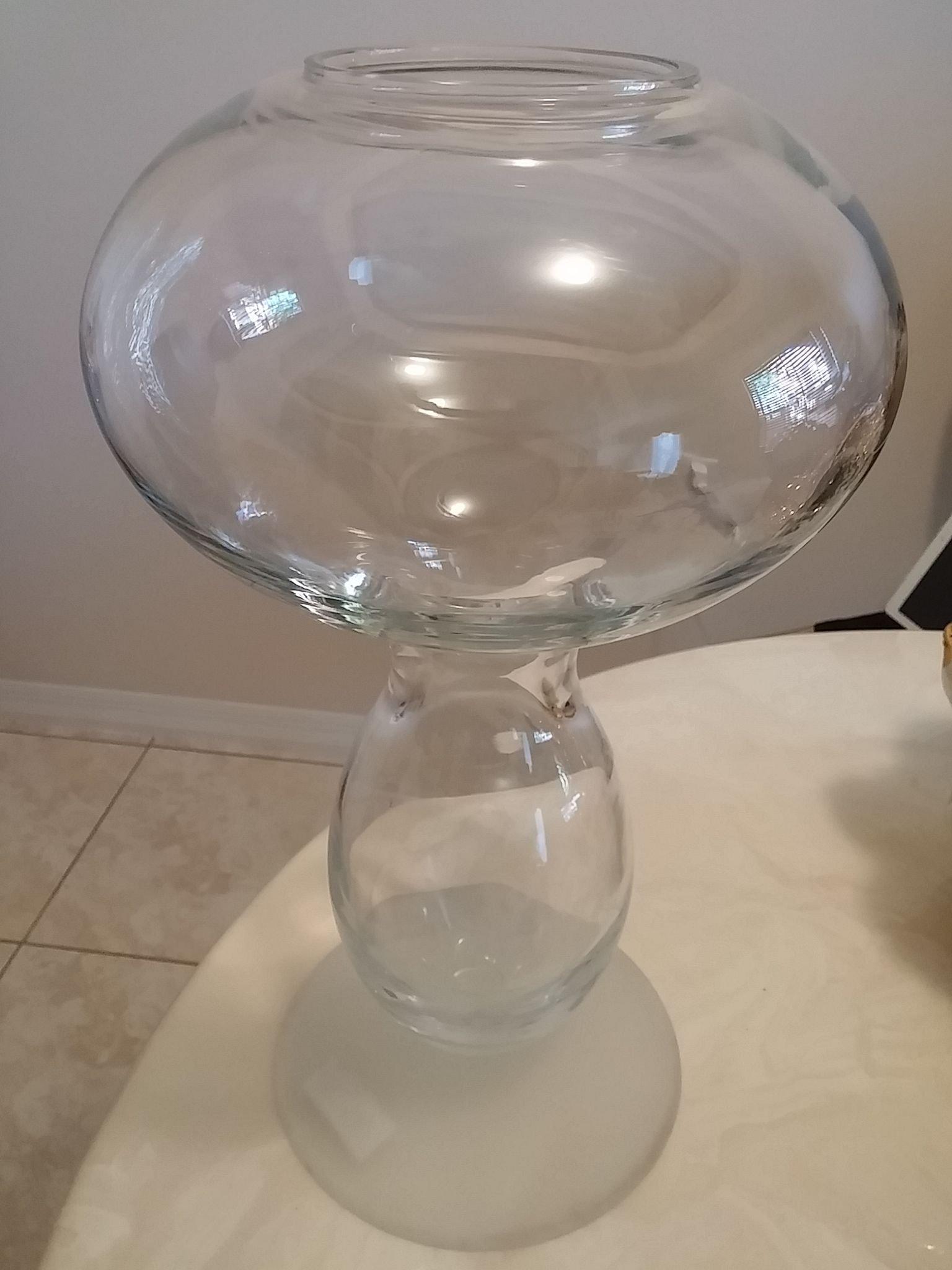 Mikasa Crystal Vase Approx 15 H