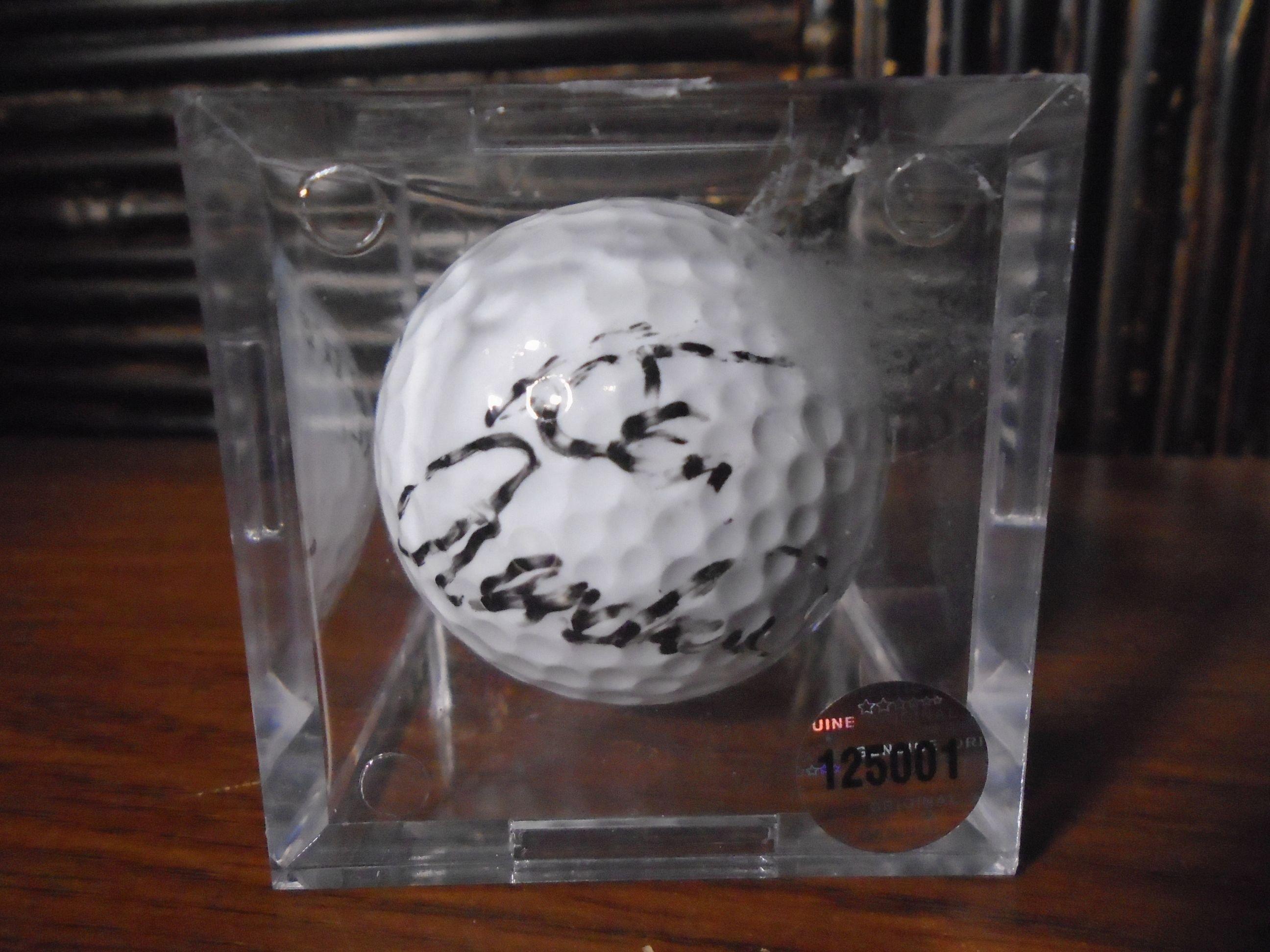 Ben Crenshaw Autographed Golf Ball.
