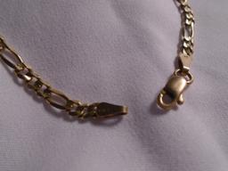 14kt yellow gold chain bracelet.