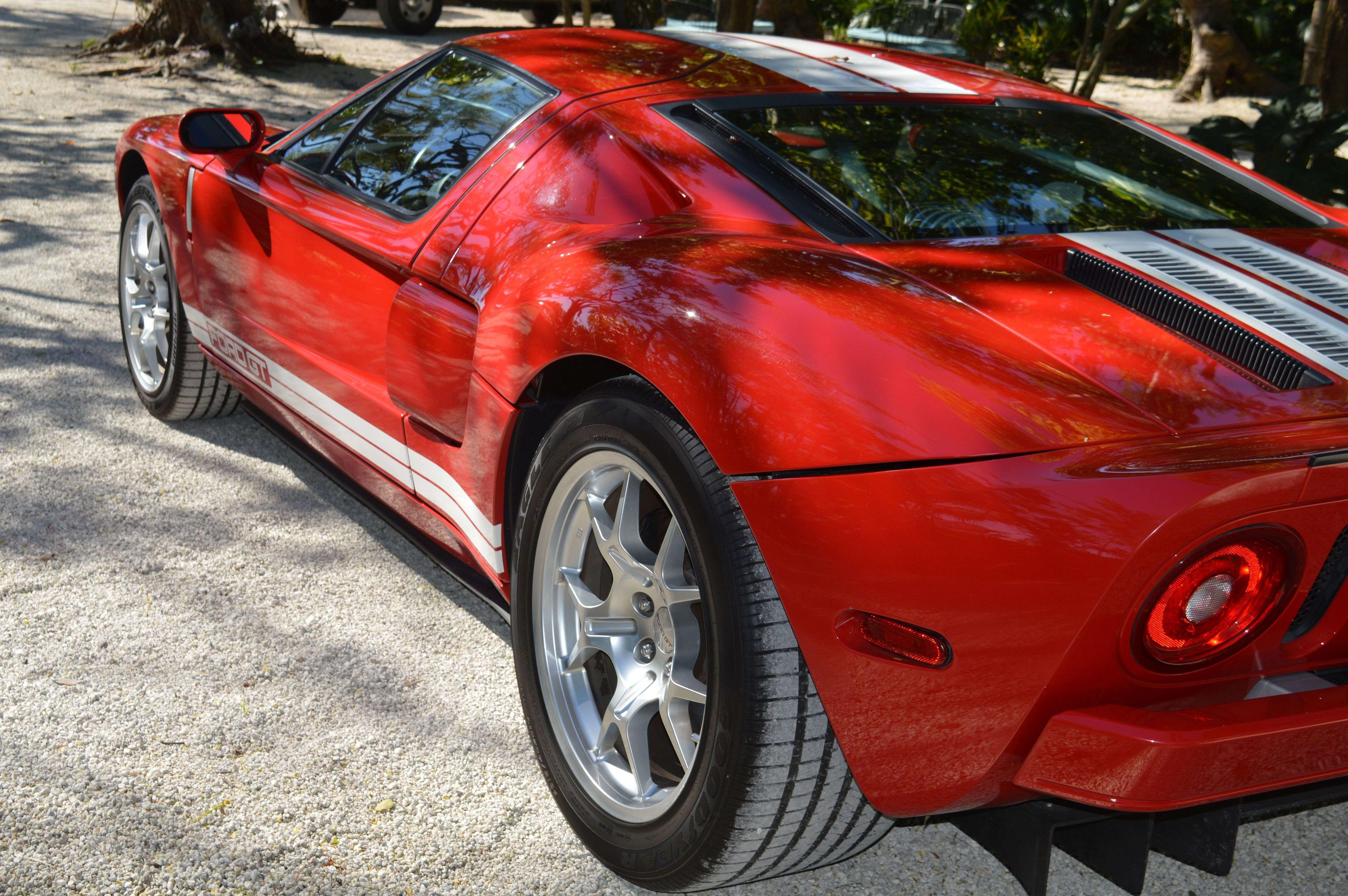 2006 FORD GT