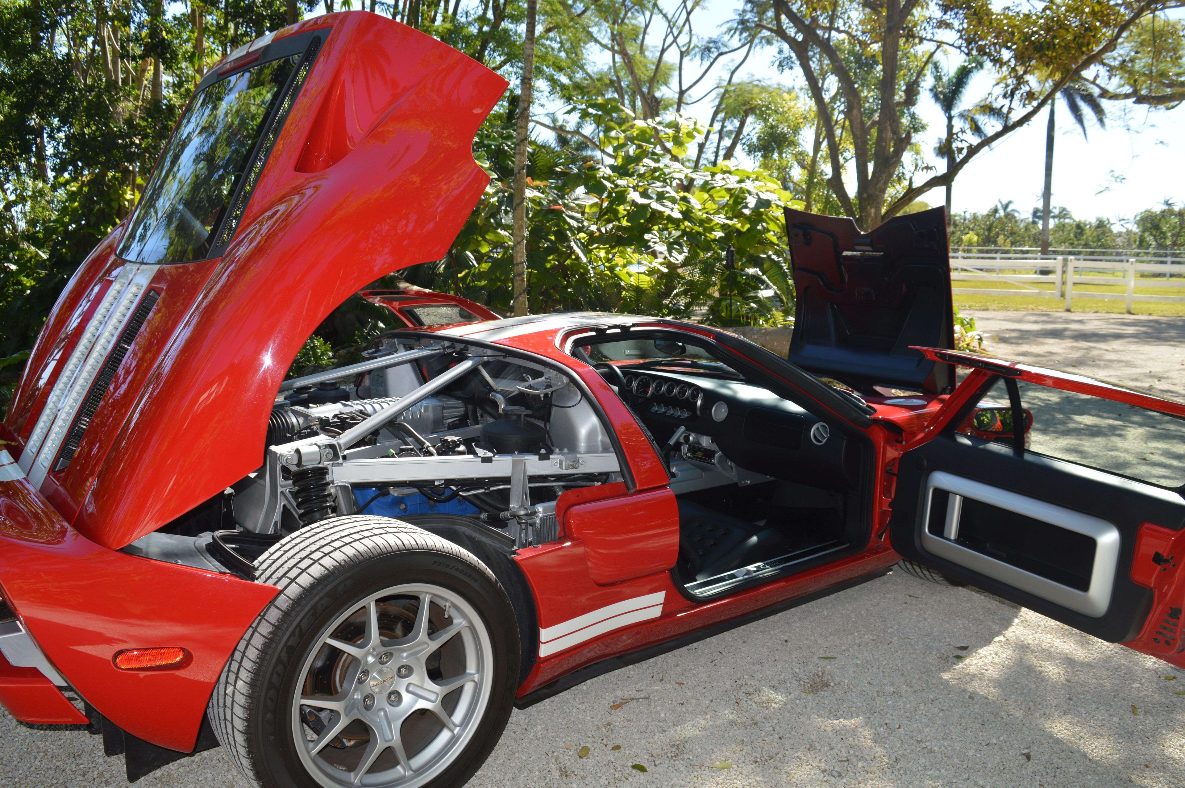 2006 FORD GT