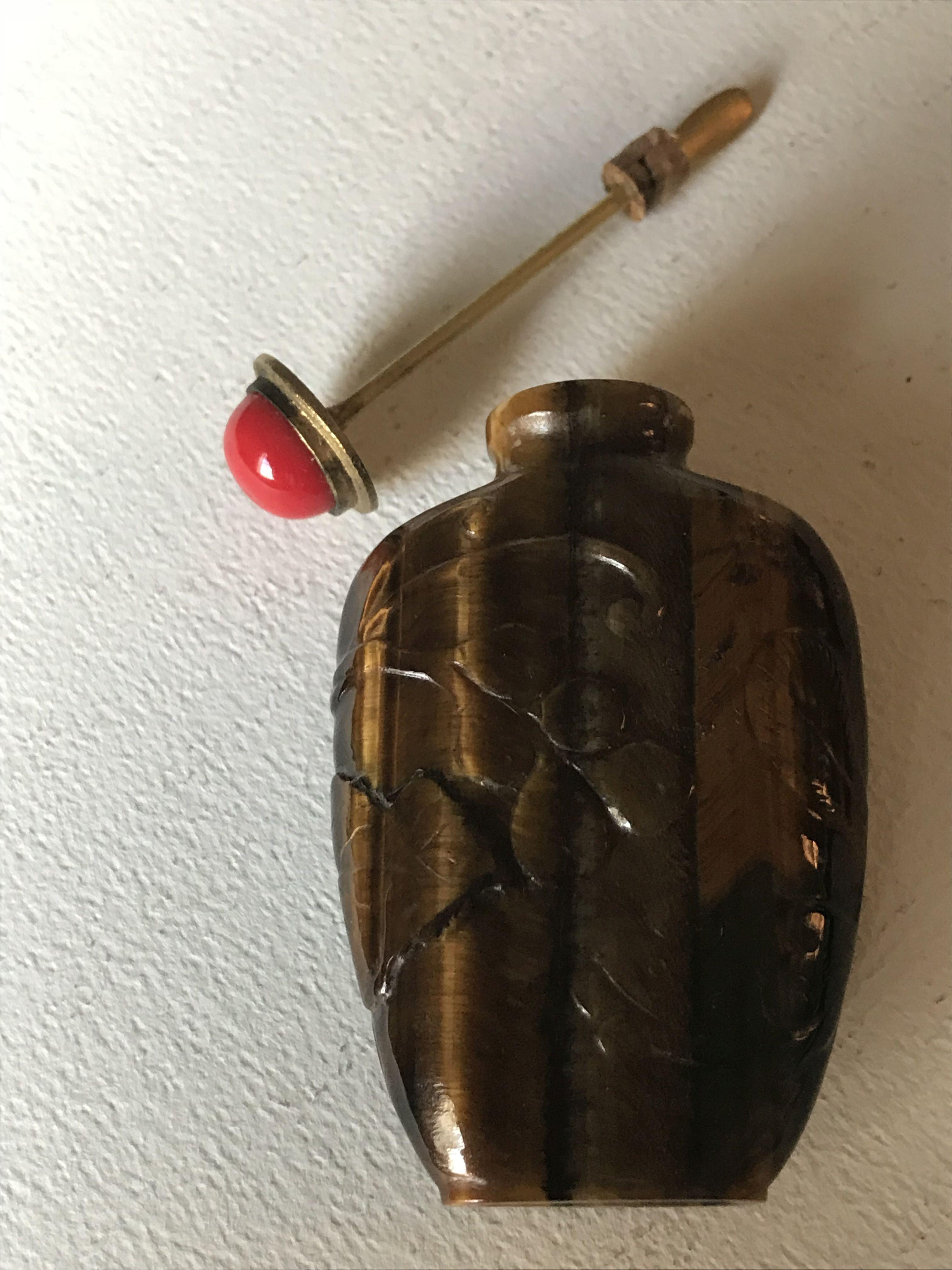 Genuine Tiger Eye gemstone sniffing bottle, hand carved with vine leaflets and grapes on the surface