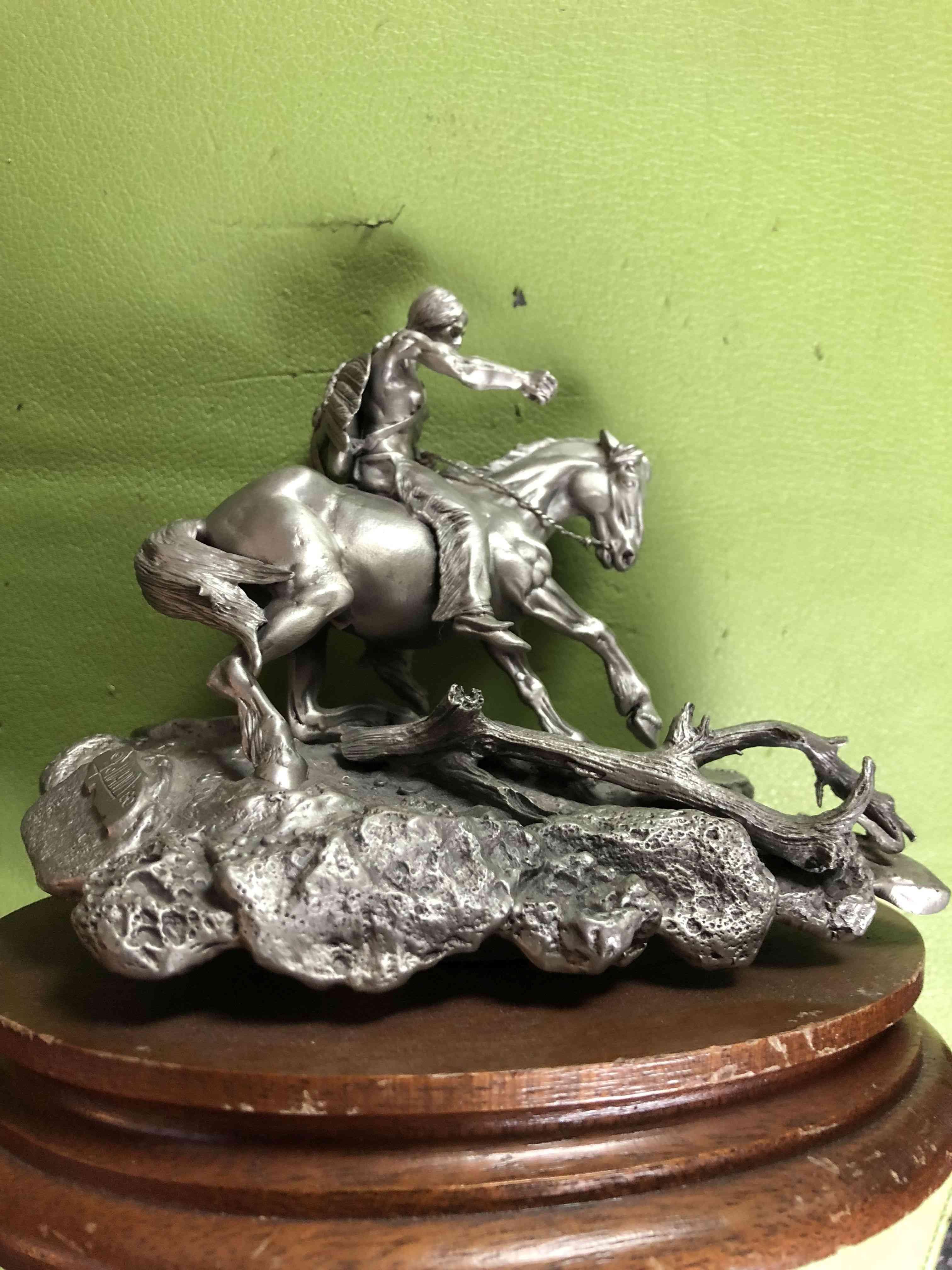 Pewter, great collectable sculpture 'ENEMY TRACKS' Indian riding the Horse, signed and numbered coll