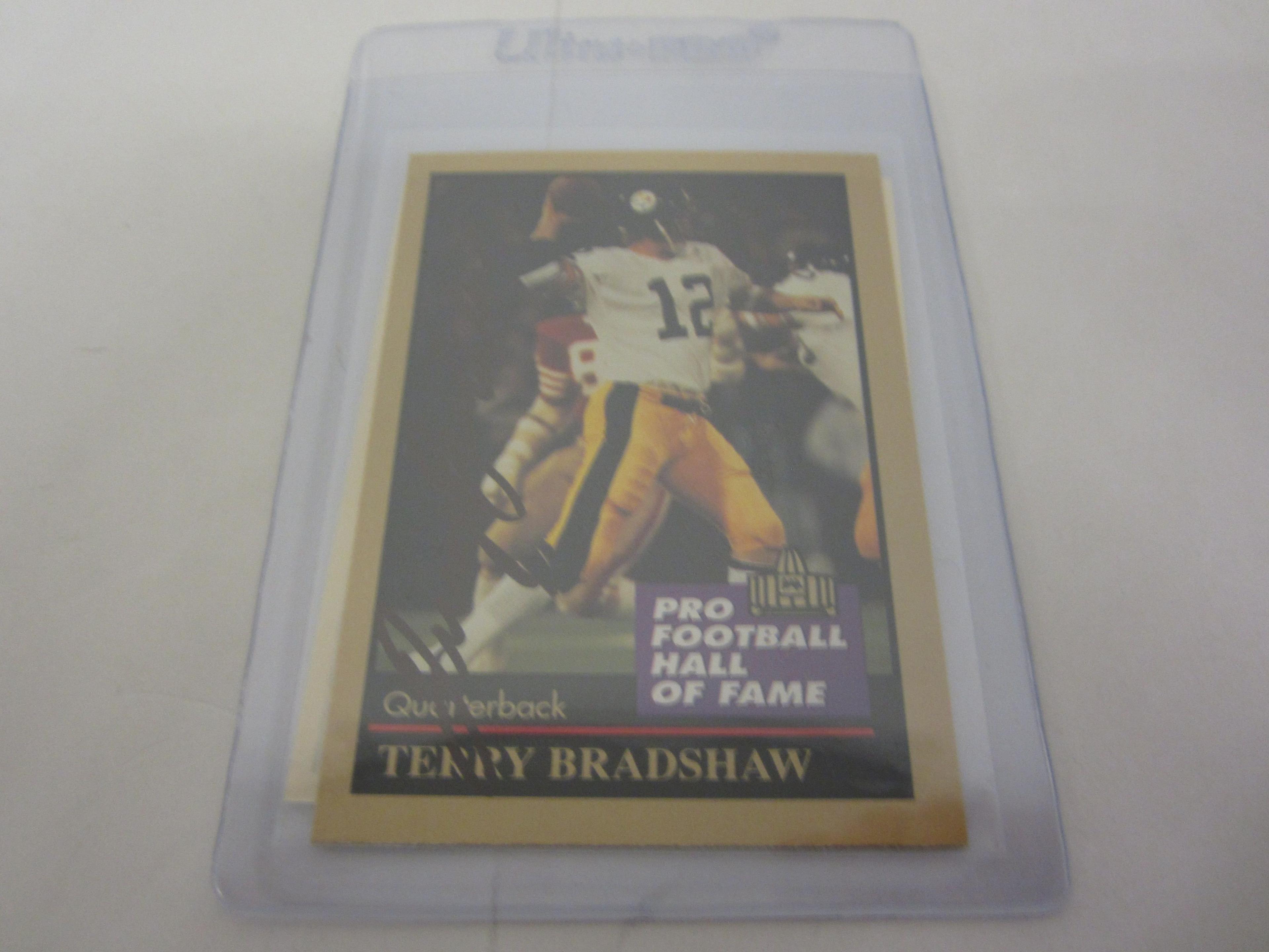 Terry Bradshaw Pro Football Hall of Fame Autograph card with COA!