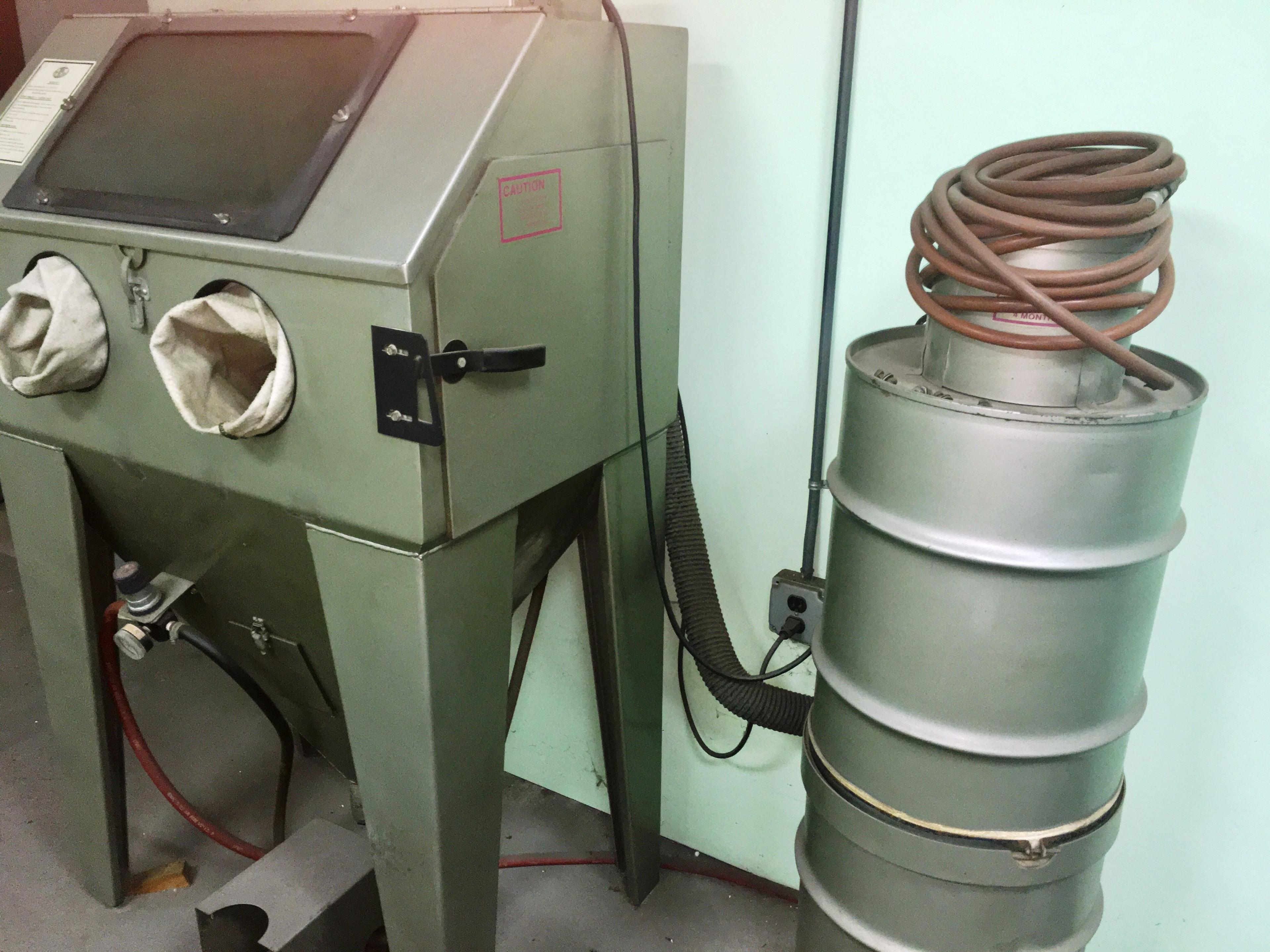 Infa Blast Parts Washer with Collector