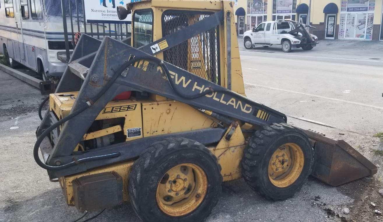 New Holland Bobcat Model L553 Diesel Skid Steer Hours 2195 Runs Great