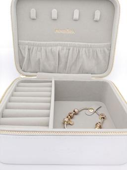 Designer Womens Pandora 14k Solid Gold (6) Charms with Silver & Gold Pandora Bracelet