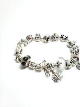 Original Pandora Disney Owl Silver 925 14k 19 Charm Bracelet