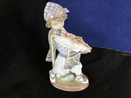 Lladro Figurine