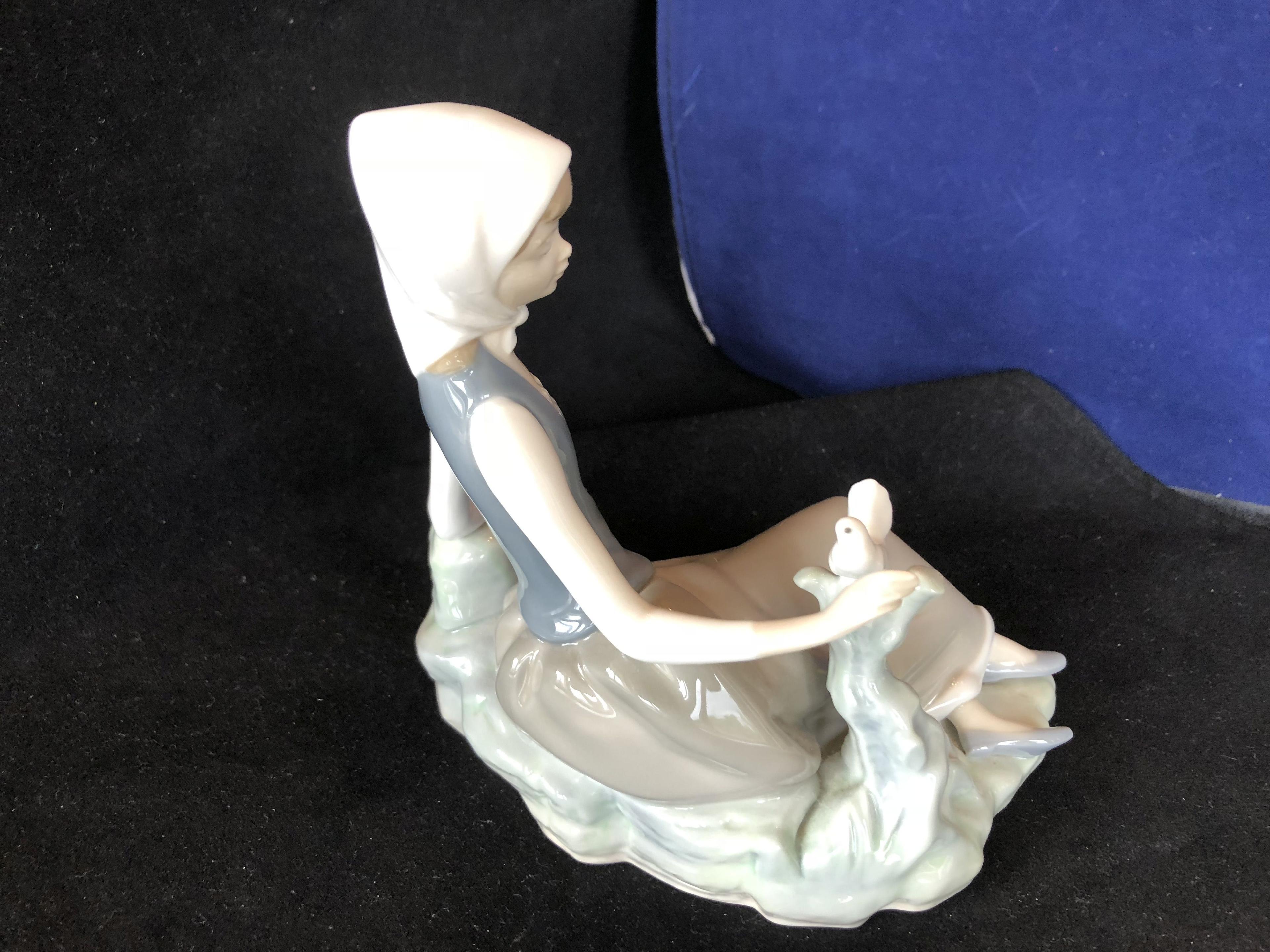 Lladro Figurine