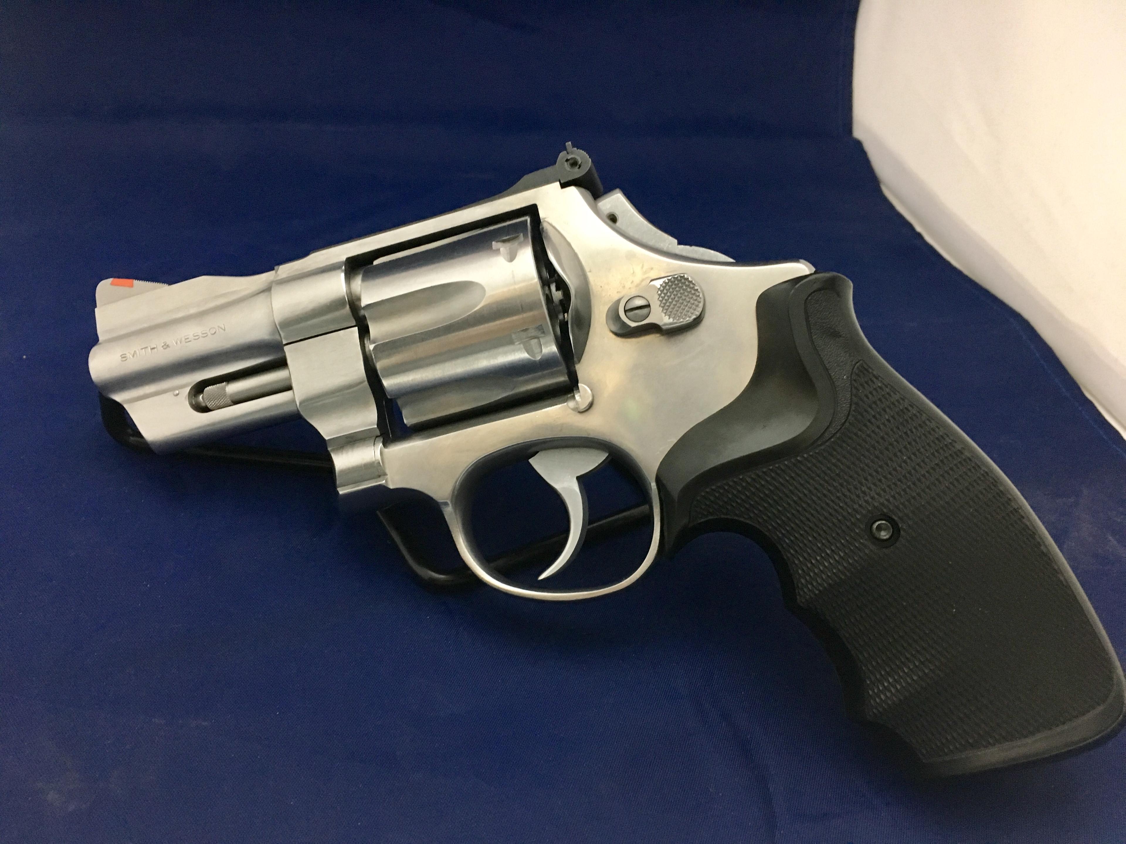 S & W  - Mod 624 ,Caliber: .44 cal