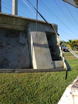 14' Tracker Heavy Duty Aluminum Barge Boat