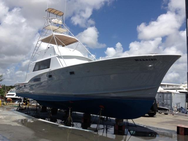 Hatteras Convertible Fishing Boat Completly Redone in 2015