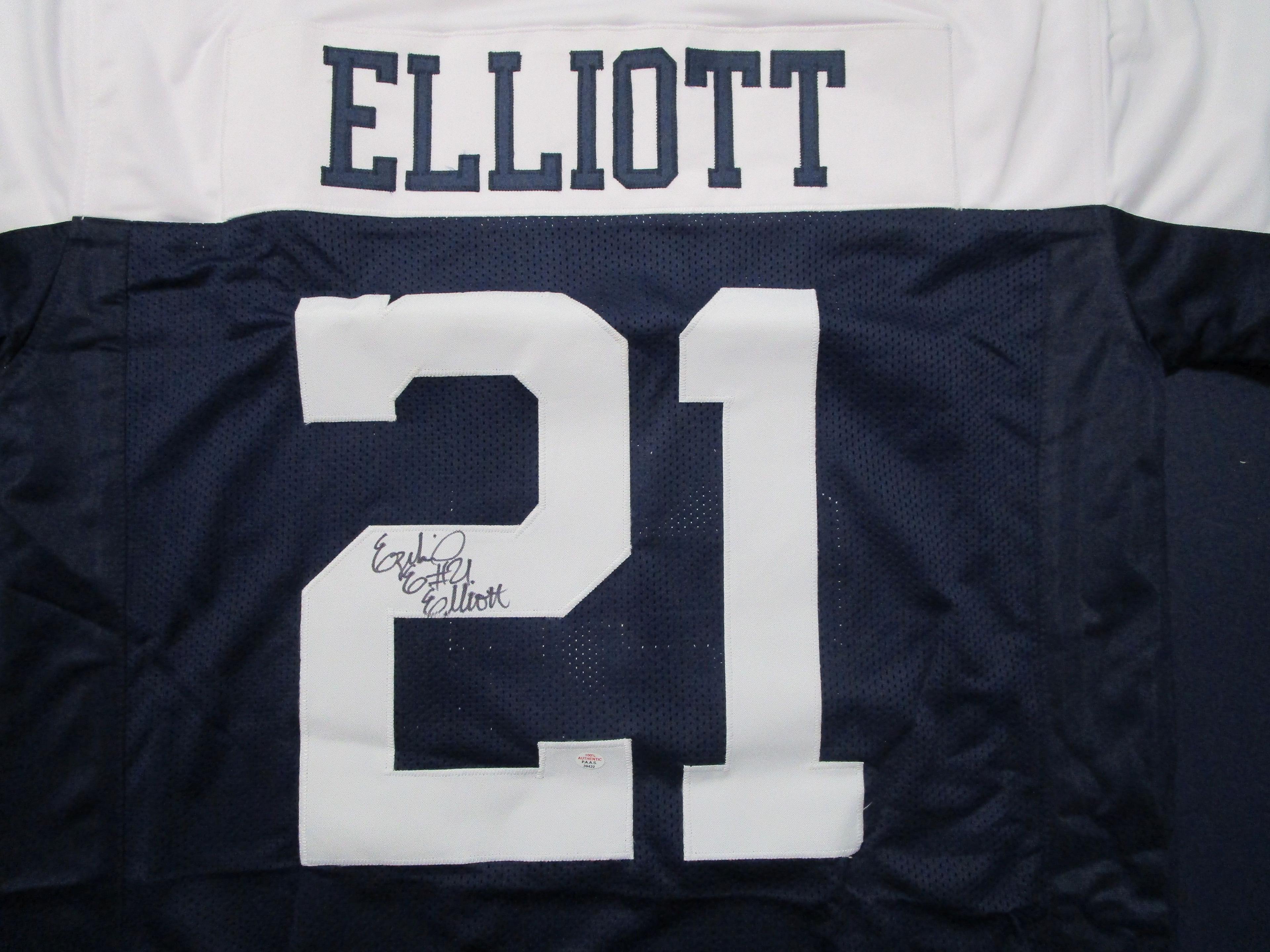 Ezekiel Elliott of the Dallas Cowboys signed autographed football jersey PAAS COA 422