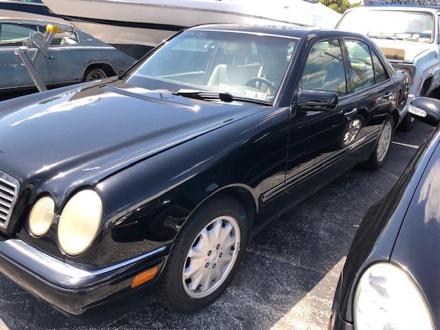 1996 Mercedes-Benz E Class E320